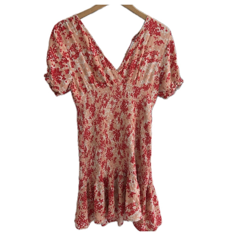 Adorable Short Sleeve Floral V-neck Dress